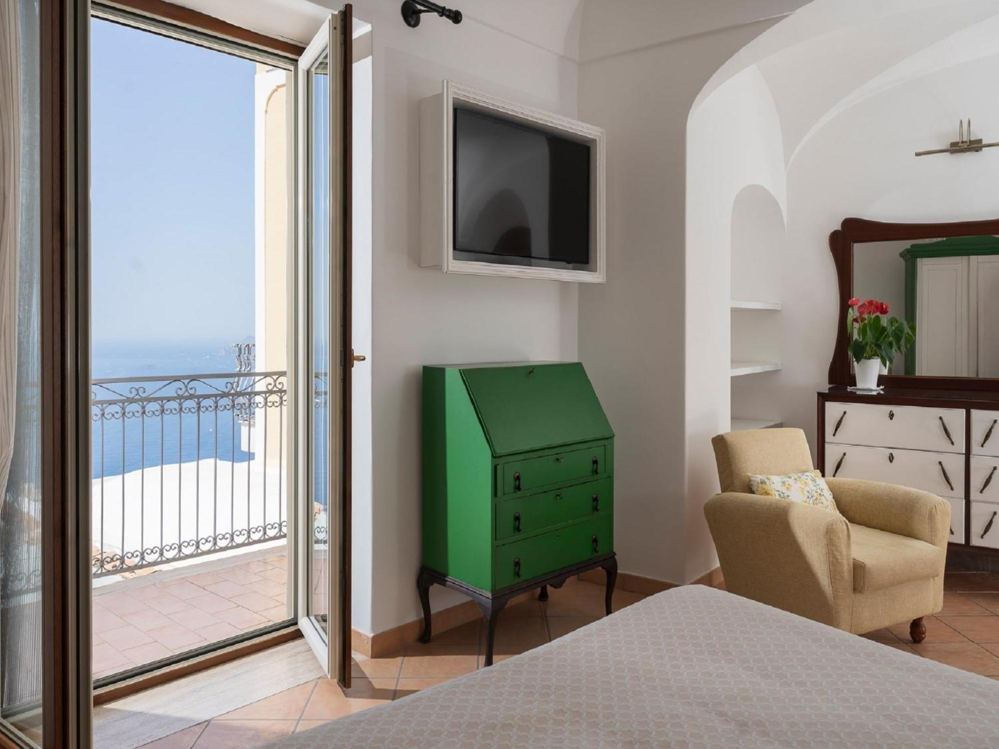 Belvilla By Oyo Villa Sky Meets Sea Positano Exterior photo