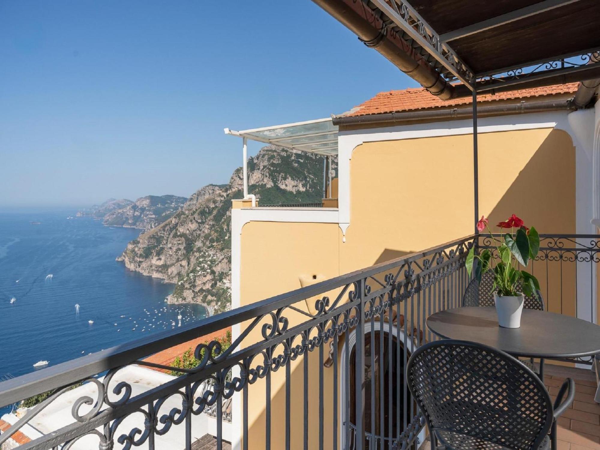 Belvilla By Oyo Villa Sky Meets Sea Positano Exterior photo